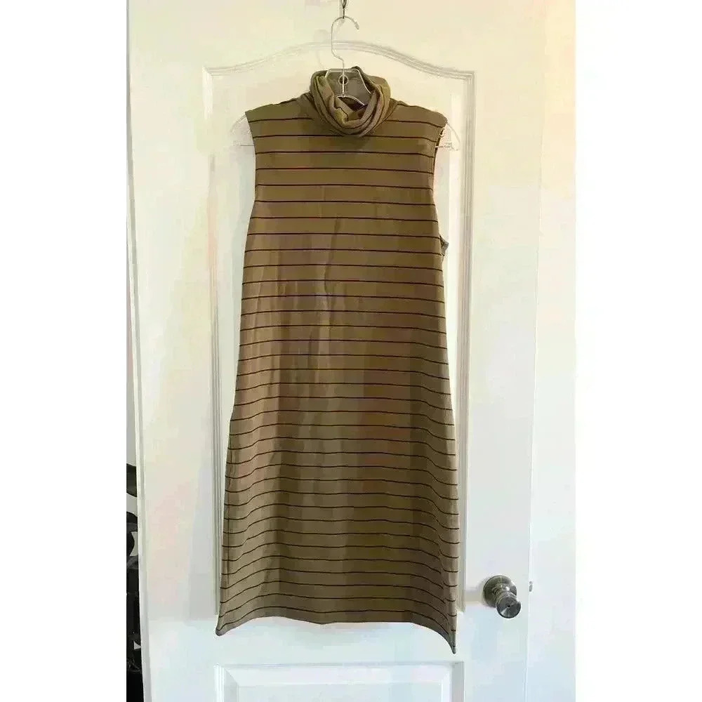 Old Navy Sleeveless Turtleneck Dress